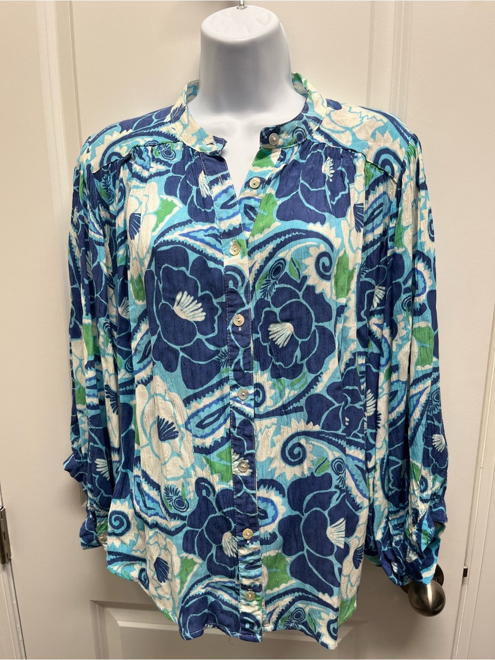 Nicole Miller New York Blue & Green Paisley Floral  Blouse - Size Medium
